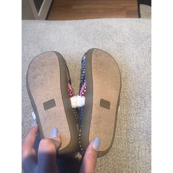Toms Multicolored Knit Faux Fur Slip On Shoes - Picture 4 of 4